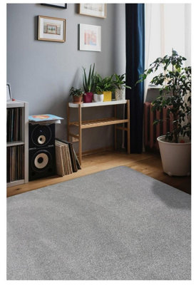 Relay Collection Recycled Low Pile Rug in Grey