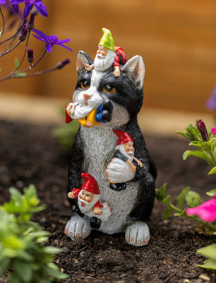 Resin Gnome Eating Cat Ornament Colourful Outdoor Indoor Decoration for Home Patio Decking