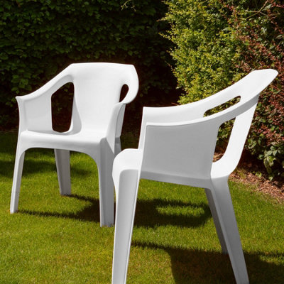 Resol Cool Garden Dining Chair White DIY at B Q