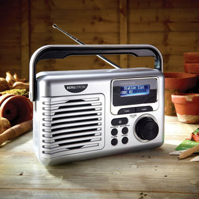 Retro DAB Radio with Built-in Bluetooth, LED display, Timers & Dual Alarms, USB or Battery-Operated
