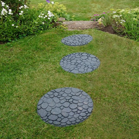 Reversible Stepping Stones Eco-Friendly River Rock Effect Ornamental Recycled Rubber for Garden, Path & Patio (x1)