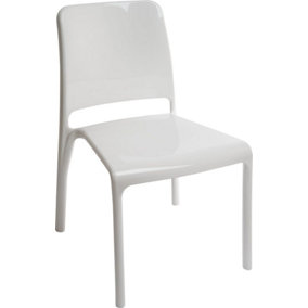 Rewan Set Of Four Spanity White Stackable Chairs