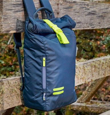 REWIND Commuter Bag Lightweight and Water-Repellent Design for Everyday Use