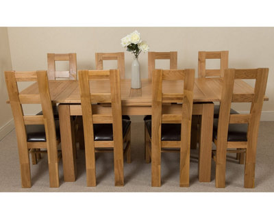 Richmond 140cm - 220cm Oak Extending Dining Table and 8 Chairs Dining Set with Yale Chairs