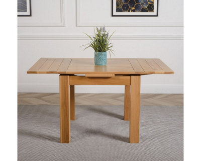 Richmond 90 - 150cm Small Oak Extendable Dining Table