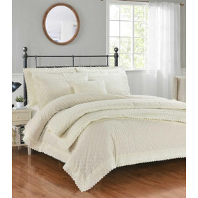 Richmond Ivory Bedspread Luxury Embroidered