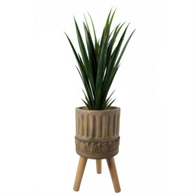 Ridged Composite Planter with Stand