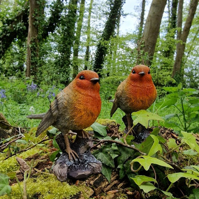 Robin on a Tree Stump Garden Ornament (Set of 2)