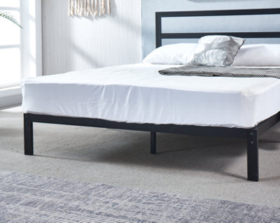 Standard on sale metal bed