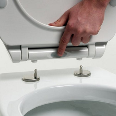 Roper Rhodes Universe Soft Close Toilet Seat - Top Fix Quick Release Easy Clean