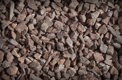 Rose Pink Chippings 20kg Bag Pallet of 49