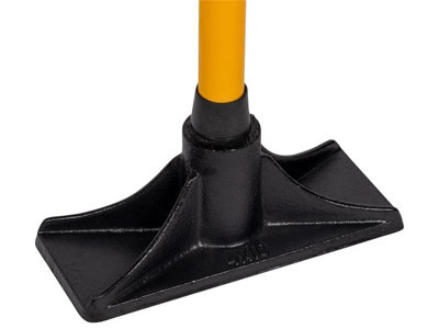 Roughneck 64-375 64-375 Earth Rammer (Tamper) with Fibreglass Handle 2.6kg (5.7 lb) ROU64375