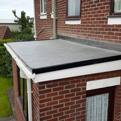 Rubber Roofing Kit for Flat Roofs - House Extension Kit with Anthracite Grey Trims (7m x 7.6m) - ClassicBond EPDM
