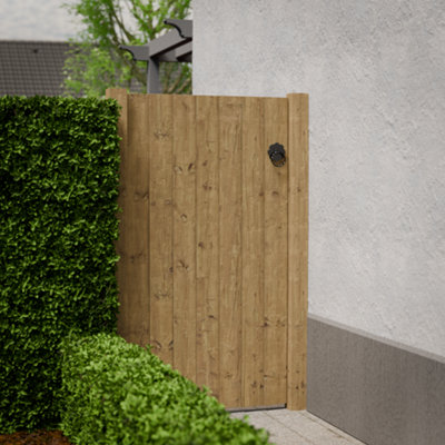 Ruby Padstow Wooden Garden Featheredge Gate 2.1m High - Sturdy Privacy & Security Gate 975mm Wide Right Hand Hinge