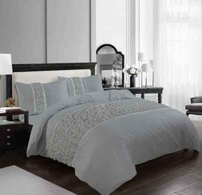 Ruffled Diamond Lace Sequence Aurora Luxury Bedding Easy Care Polycotton Duvet Cover Set