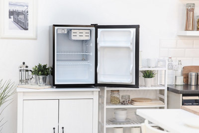 Russell Hobbs Mini Fridge 65 Litre Table Top Fridge Black RHTTF67B - 5