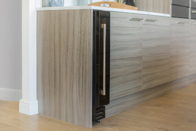 Russell Hobbs RHBI7WC1 Black Glass Freestanding & Built In 7 Bottle Wine Cooler - 4