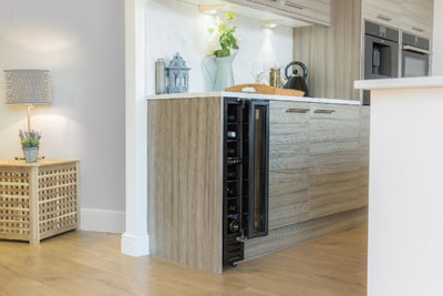Russell Hobbs Wine Cooler 7 Bottle Black Glass Freestanding & Built In RHBI7WC1 - 3