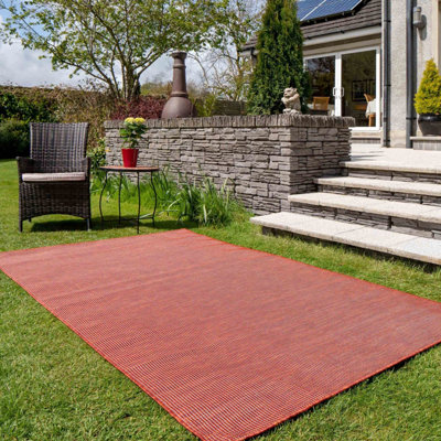 Russet Red Soft Plastic Value Indoor Outdoor Weatherproof Washable Area Rug 117x170cm