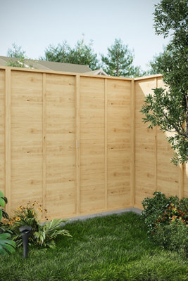 Rustic Interwoven Wooden Fence Panel for Outdoor Living Areas 1.8m x 1.8m