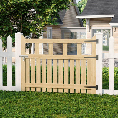 Rustic Latch Wooden Garden Gate 120cm W x 90cm H