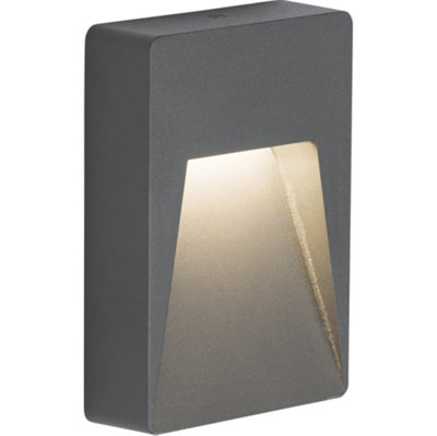 RWL2A Outdoor IP54 2w LED Guide Light in an Anthracite Finish