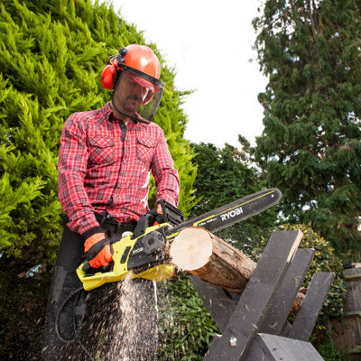 B&q on sale chainsaws electric