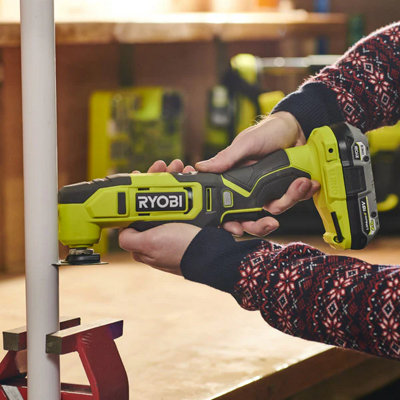 Ryobi ONE+ 10-Piece Cordless Combo Kit (2.0 + 4.0Ah) 18V RCK186O-242SZL