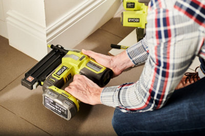 Ryobi 18v cordless online 18g nailer