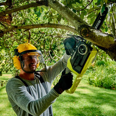 Chainsaw Review Ryobi Ocs1830 Review Ryobi ONE+ Brushless