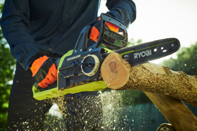 Ryobi chainsaw with online battery