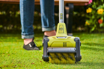 Ryobi Wood Scrubbing Brush for Outdoor Patio Sweeper