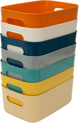 SA Products 7 Pack Plastic Storage Boxes - Colourful Storage Baskets with Handles - Stackable Cupboard Organiser - 7