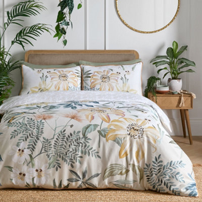 Sagara Large Floral Print 200 Thread Count Cotton Gold Duvet Cover Set