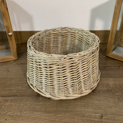 Samuel Alexander 33cm x 20cm Small Natural Wicker Christmas Tree Skirt Price Comparisons | Compare The Build