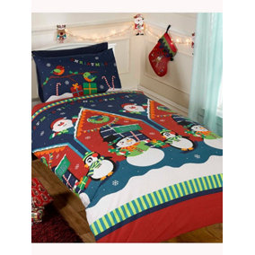 Santa's Grotto 4 in 1 Christmas Junior Bedding Bundle (Duvet, Pillow and Covers)