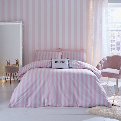 Sassy B Pink Stripe Mica effect Embossed Wallpaper