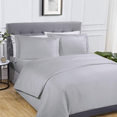 Sateen Stripe Complete Duvet Cover Pillowcase Fitted Sheet Bedding Set Silver Single