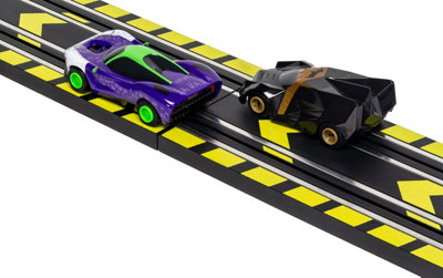 Scalextric Batman vs Joker Set Battery Powered - 5