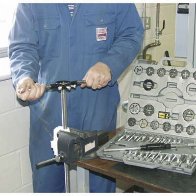 Sealey 45 Piece Metric Threading Set Supplied In Heavy Duty Storage Case AK303 - 7