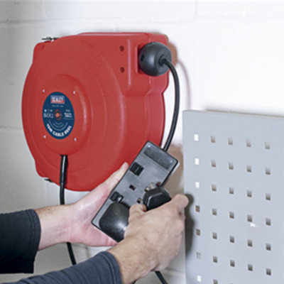 Sealey Cable Reel System Retractable 15m 2 x 230V Socket - 3
