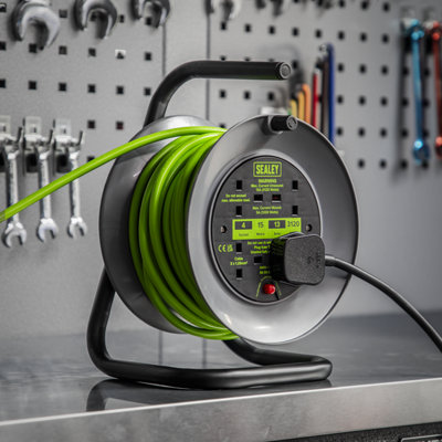 Sealey Cable Reel With Thermal Trip 4x 230V 15m Portable Durable Green ...