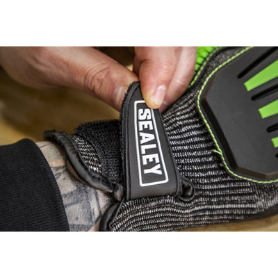 Sealey Cut & Impact Resistant Gloves Hook & Loop Wrist Strap Large SSP39L - 7
