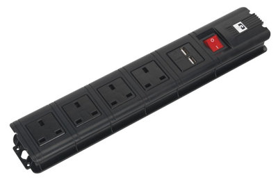 Sealey Extension Cable 2.6m 4 x 230V + 2 x USB Sockets - Black EL34USBB