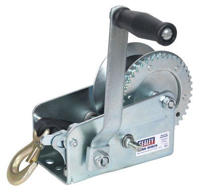 Sealey Geared Hand Winch 900kg Capacity with Webbing Strap GWW2000M