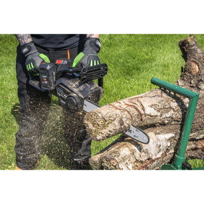 Sealey SV20 Series Chainsaw Kit 2x20V 4Ah 35cm Bar Heavy Duty CP40VCSKIT - 7