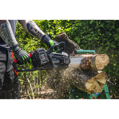 Sealey SV20 Series Chainsaw Kit 2x20V 4Ah 35cm Bar Heavy Duty CP40VCSKIT - 9