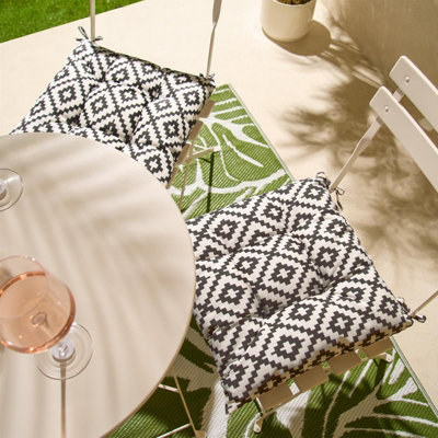 Seat Pads 2 Water Resistant Garden Chairs Cover Ties Geo Outdoor Cushions
