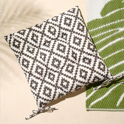 Seat Pads 2 Water Resistant Garden Chairs Cover Ties Geo Outdoor Cushions