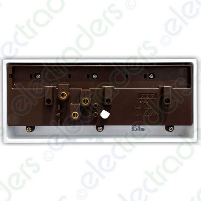 Selectric LG9098/4CON Fused Converter Socket Single or Twin to 4 Gang Plate